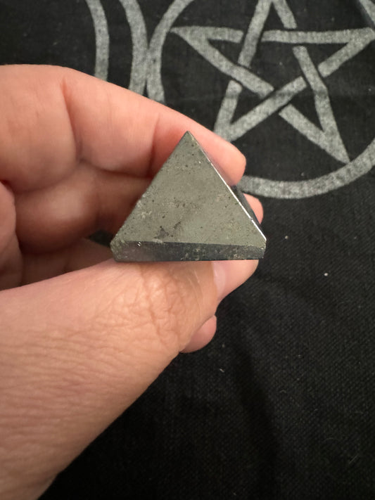 Hematite Pyramids (small)