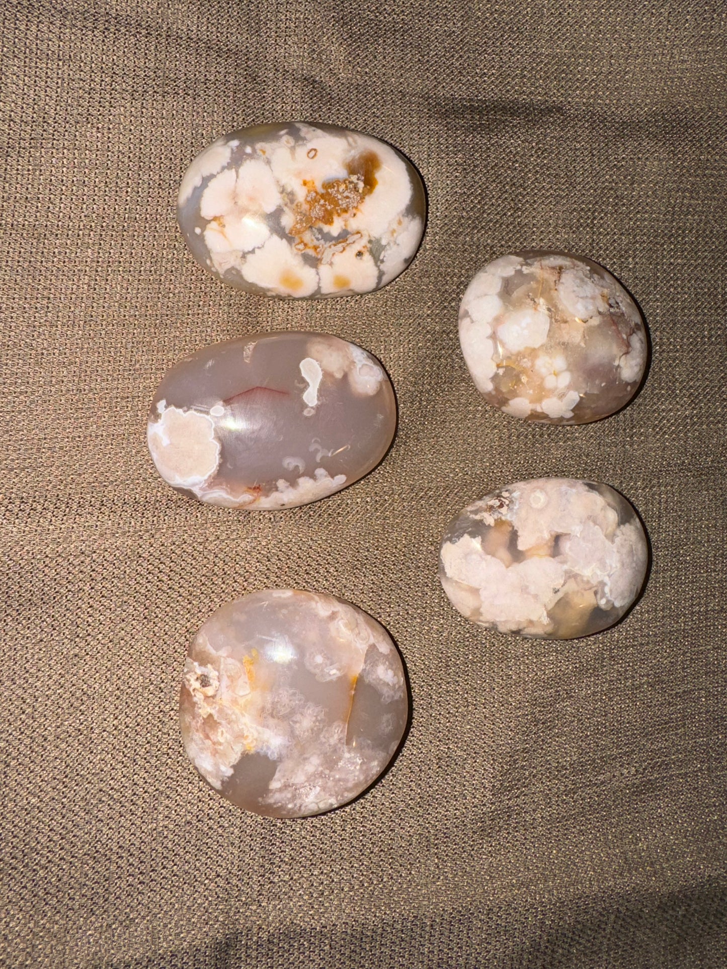 Flower Agate Palm Stones