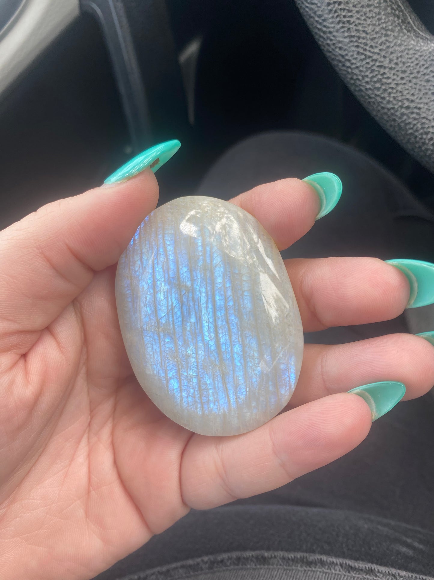 Moonstone Palm Stone